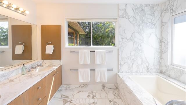 ハワイ不動産 202413777